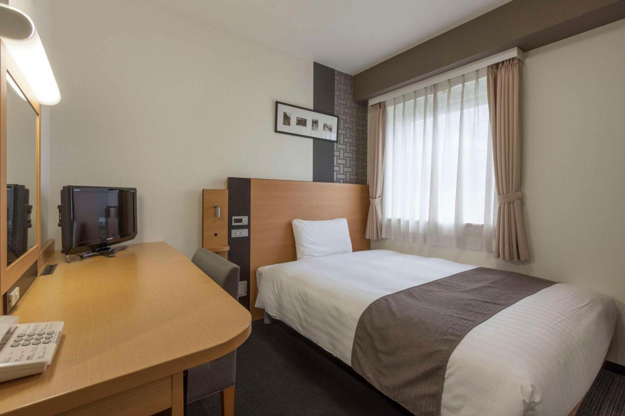 Comfort Hotel Narita Bagian luar foto