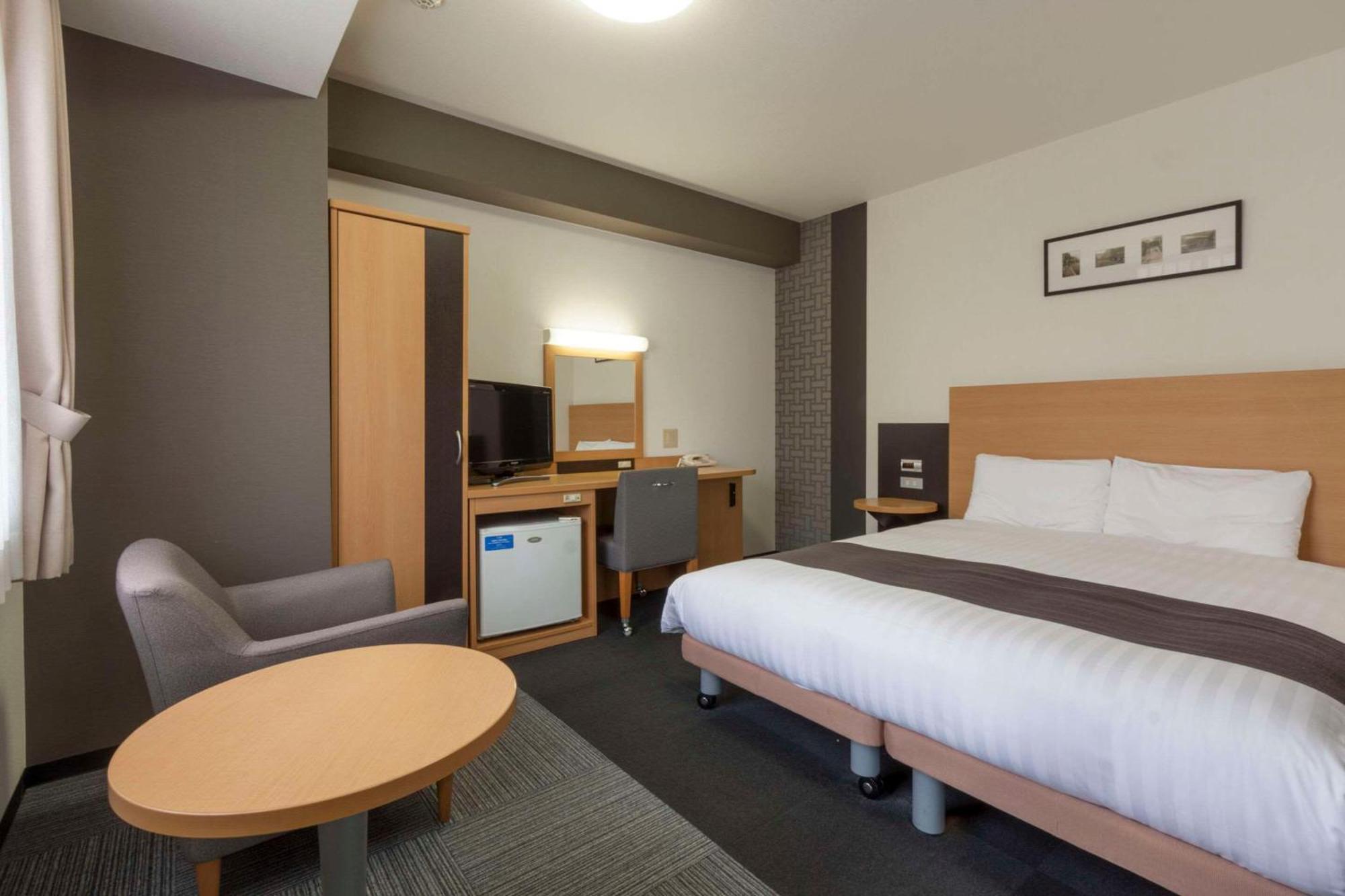 Comfort Hotel Narita Bagian luar foto